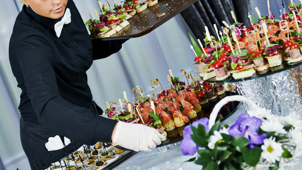 Do You Tip The Caterer At A Wedding? A Delightful Bitefull Catering